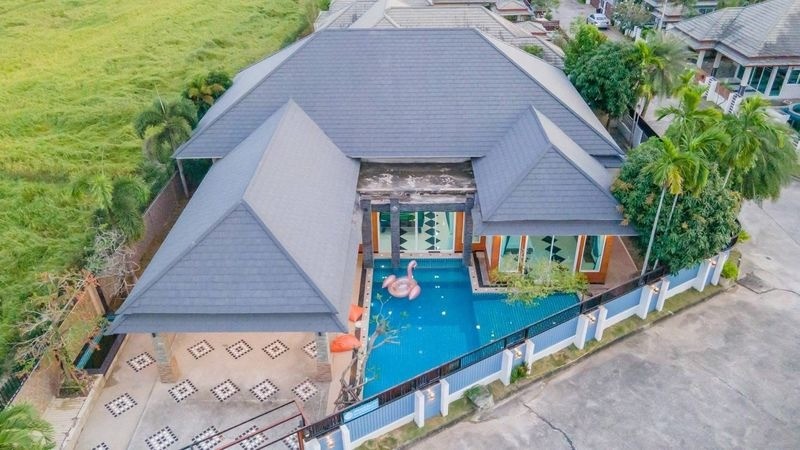 TEPPROP Poolvila For sale rent Pattaya 09