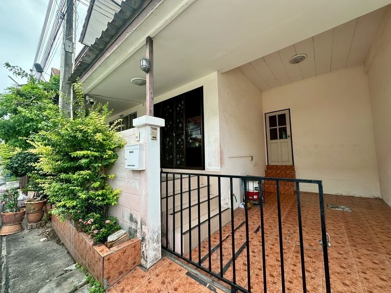 TEPPROP Townhouse For Rent Assumtion Sriracha Chonburi 2